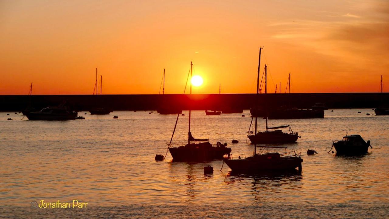 Seaspot Is A 1 Bed Annex Ground Floor Apartment At Stunning Broadsands Beach Nr Brixham! 彻斯顿费斯 外观 照片